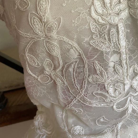 SAIID KOBEISY STUNNING NWT wedding gown, size US6 - Picture 9 of 10